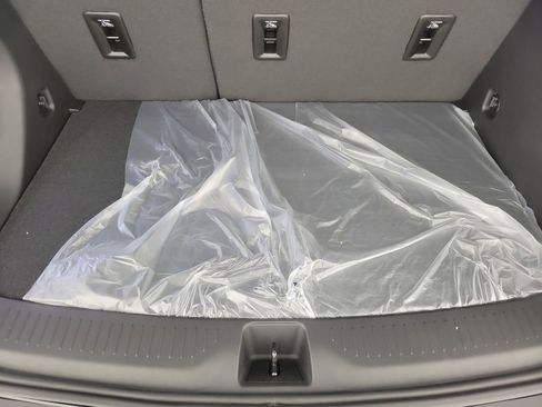 New 2027 Chevrolet Bolt RS w/ Technology Package FWD image 33