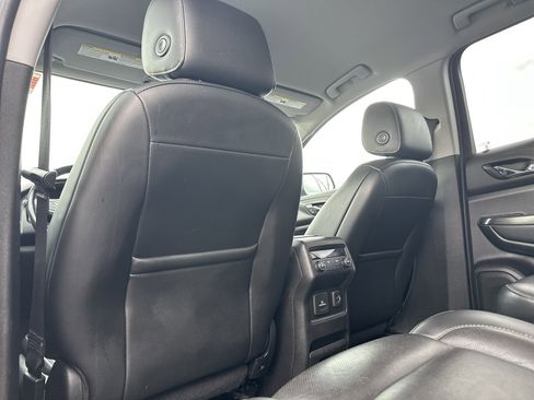 Used 2019 GMC Acadia SLT w/ Black Edition image 29