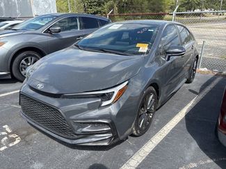 Used 2023 Toyota Corolla SE w/ SE Premium Package video 1