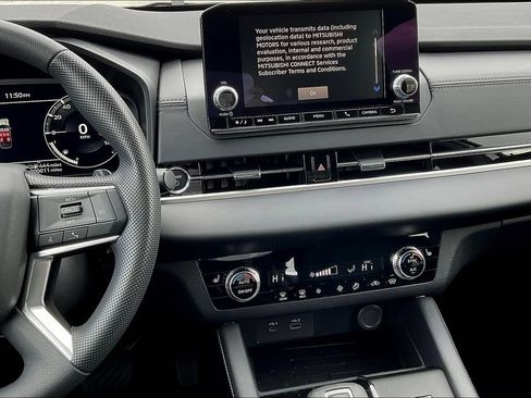 New 2025 Mitsubishi Outlander ES AWD/4WD image 7