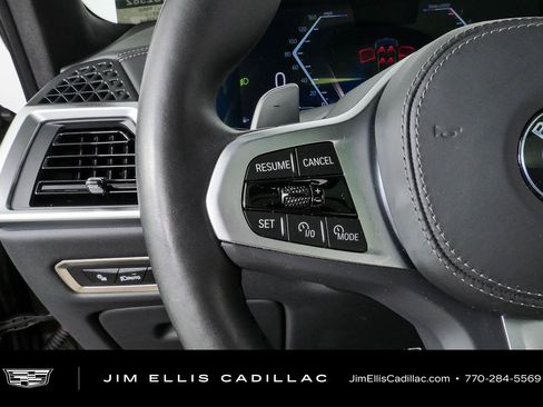 Used 2025 BMW X7 xDrive40i w/ M Sport Package AWD/4WD image 10