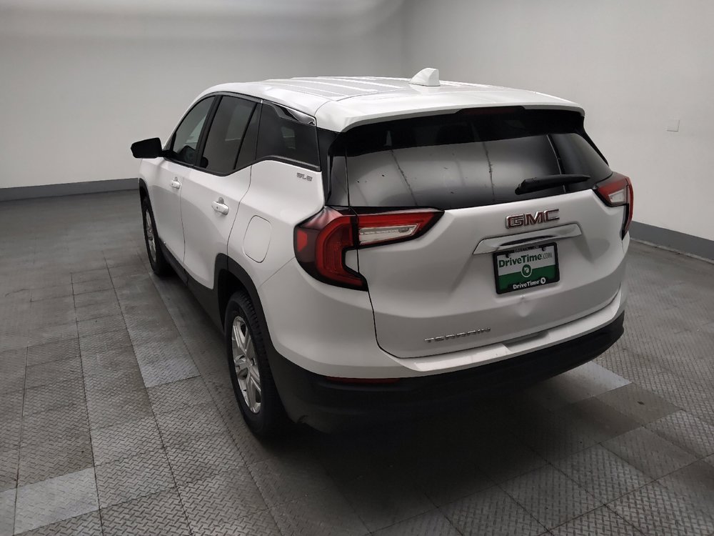 Used 2024 GMC Terrain SLE FWD image 5