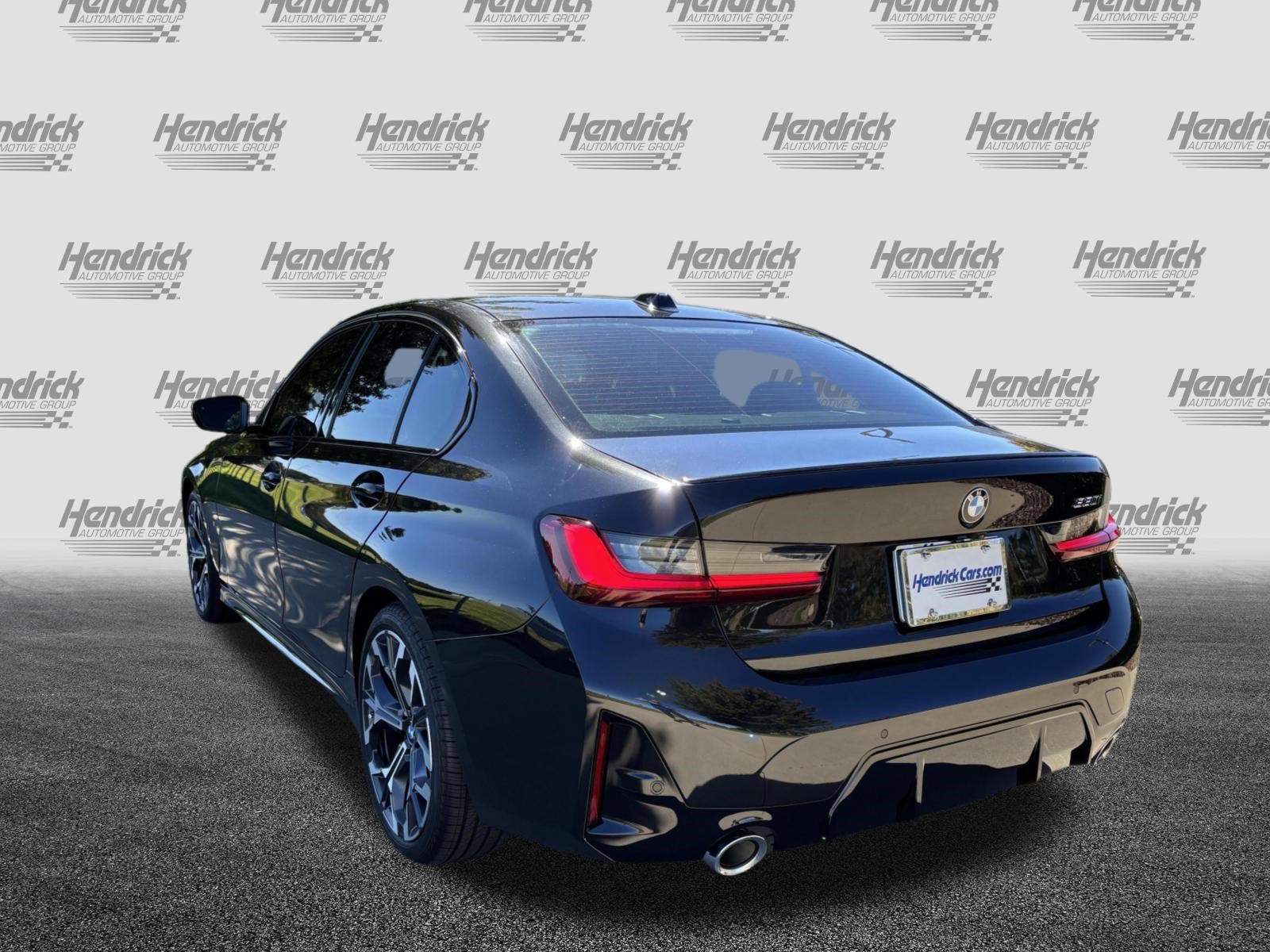 Used 2026 BMW 330i Sedan w/ M Sport Package RWD image 8