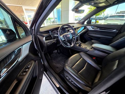 Used 2020 Cadillac XT6 Premium Luxury AWD/4WD image 23