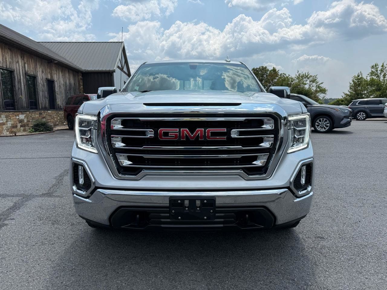 Used 2021 GMC Sierra 1500 SLT AWD/4WD image 9