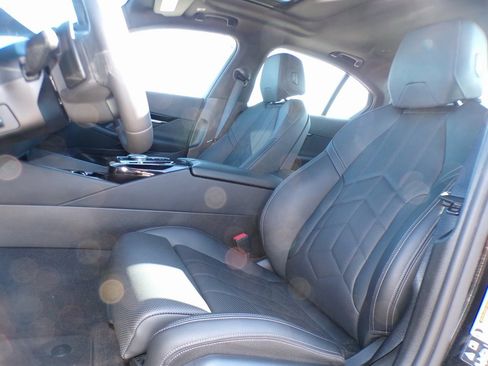 Certified 2025 BMW 530i xDrive w/ Premium Package image 14