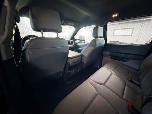 Used 2023 Ford F250 XL w/ XL Chrome Package image 9