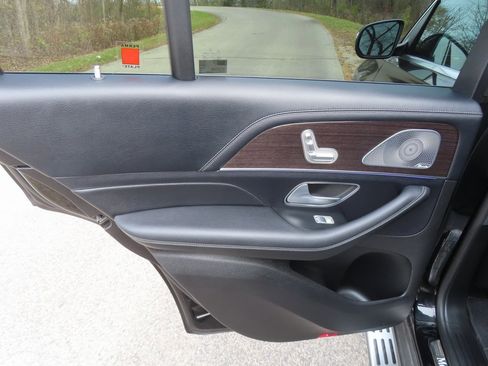 Used 2020 Mercedes-Benz GLE 350 4MATIC image 27