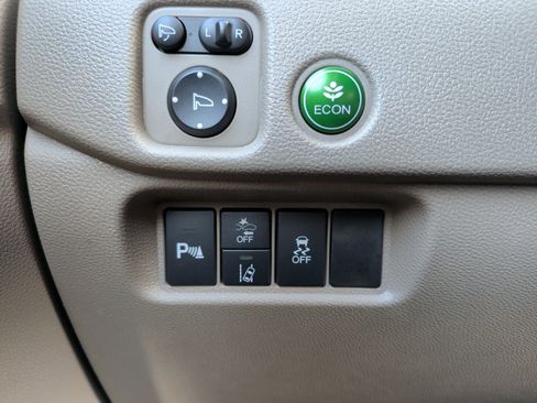 Used 2021 Honda Pilot Elite image 24