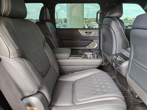 Used 2025 INFINITI QX80 Autograph AWD/4WD image 28