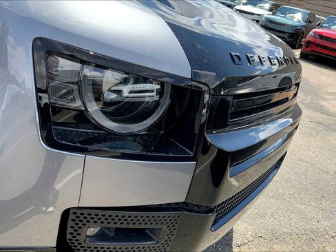 Used 2024 Land Rover Defender 110 X image 27