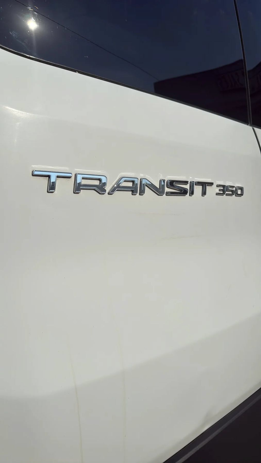 Used 2015 Ford Transit 350 XLT RWD image 9