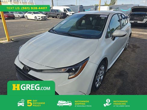 Used 2025 Toyota Corolla LE w/ Convenience Package FWD image 1