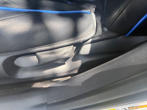 Used 2021 Toyota Corolla LE FWD image 10