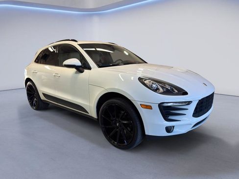 Used 2017 Porsche Macan AWD/4WD image 1