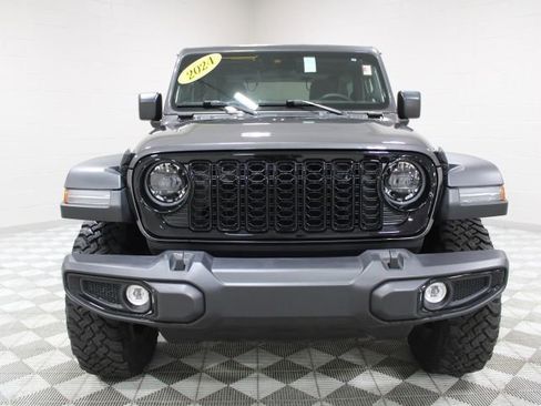 Used 2024 Jeep Wrangler Sport AWD/4WD image 6