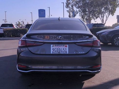 Certified 2023 Lexus ES 300h Ultra Luxury image 7