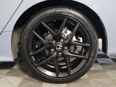 Used 2024 Honda Civic Sport image 16
