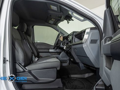 Used 2024 Ford F250 XL w/ STX Appearance Package AWD/4WD image 36