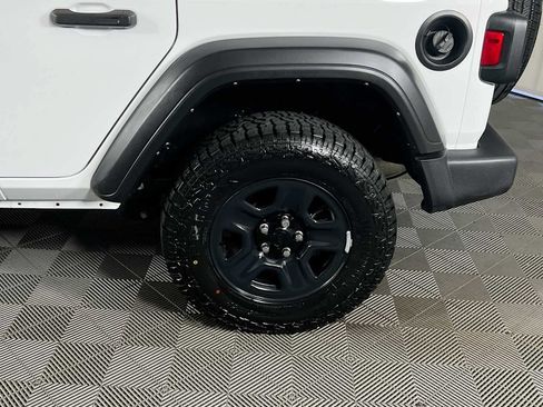 Used 2022 Jeep Wrangler Unlimited Sport AWD/4WD image 30