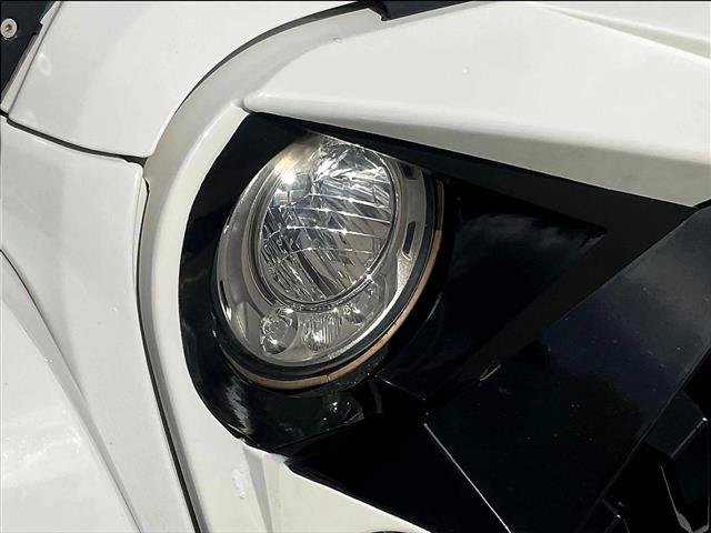 Used 2018 Jeep Wrangler Unlimited Rubicon AWD/4WD image 28