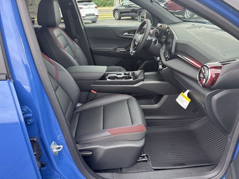 New 2026 Chevrolet Equinox RS image 13