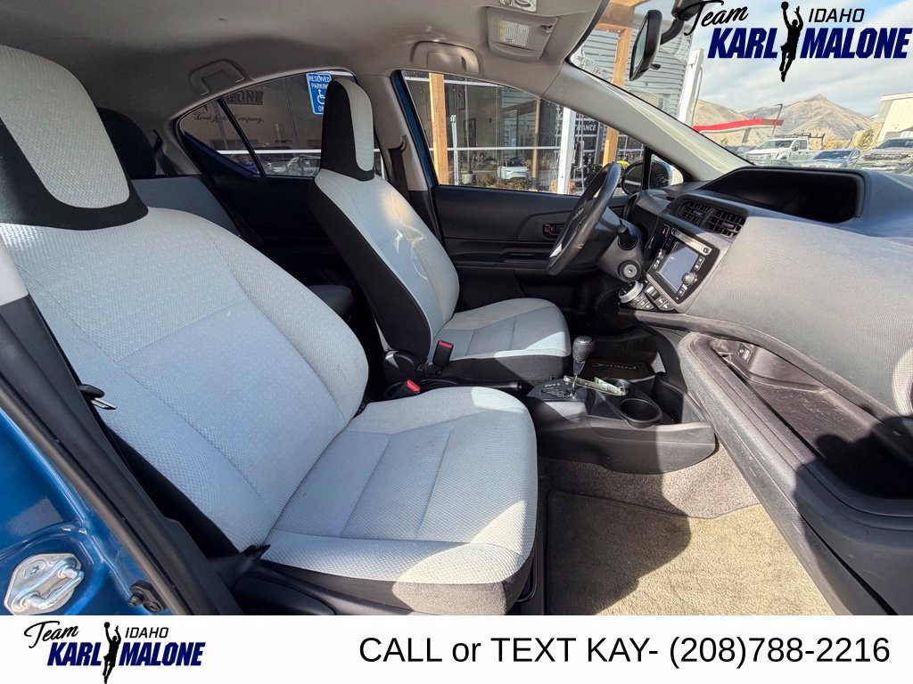Used 2015 Toyota Prius C One FWD image 16