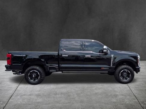 Used 2026 Ford F250 Platinum w/ Platinum Plus Package AWD/4WD image 3