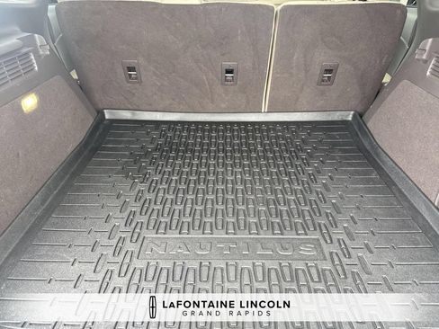Certified 2023 Lincoln Nautilus Reserve AWD/4WD image 30