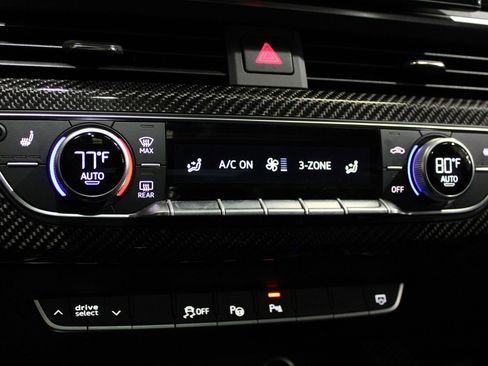 Used 2022 Audi RS 5 Sportback w/ Black Optic Carbon Package image 38