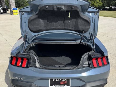 Used 2024 Ford Mustang Coupe RWD image 10