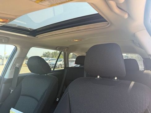 Used 2017 Subaru Outback 2.5i Premium AWD/4WD image 13