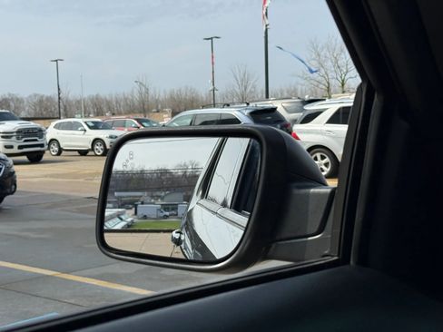 Used 2019 Ford Explorer XLT w/ Equipment Group 201A image 40