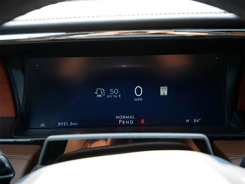 Used 2024 Lincoln Navigator Reserve image 20