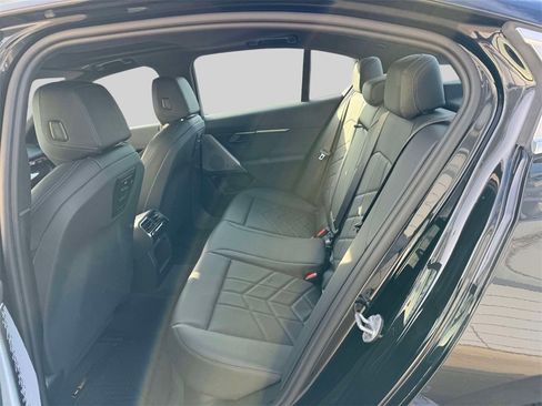 Certified 2025 BMW i5 xDrive40 w/ Premium Package image 11