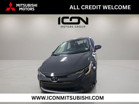 Used 2024 Toyota Corolla LE image 1