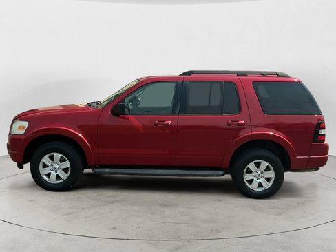 Used 2010 Ford Explorer XLT AWD/4WD image 8