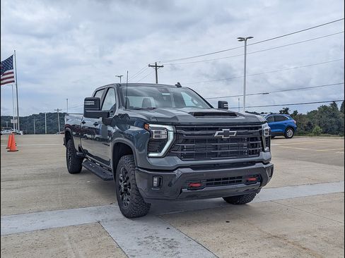 Used 2026 Chevrolet Silverado 2500 LT w/ Trail Boss Package AWD/4WD image 5