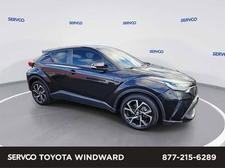 Used 2022 Toyota C-HR XLE image 1