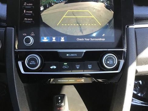Used 2019 Honda Civic Sport image 10