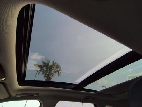 Used 2023 Kia Sorento EX w/ Panoramic Sunroof Package FWD image 20