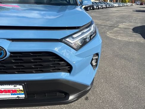 Used 2023 Toyota RAV4 AWD Hybrid image 38