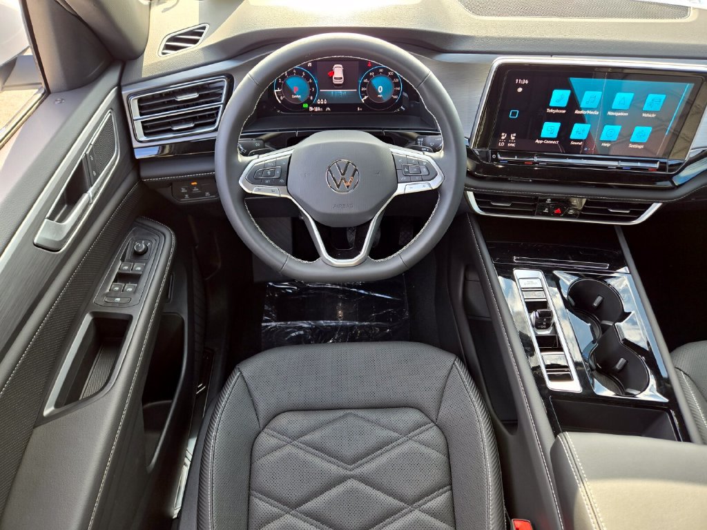 New 2025 Volkswagen Atlas Cross Sport SE AWD/4WD image 8