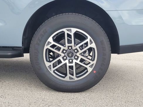 New 2026 Ford Expedition Active RWD image 8