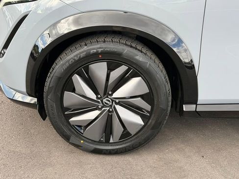 Certified 2024 Nissan Ariya AWD image 29