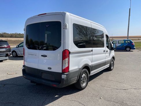 Used 2016 Ford Transit 150 XL image 7