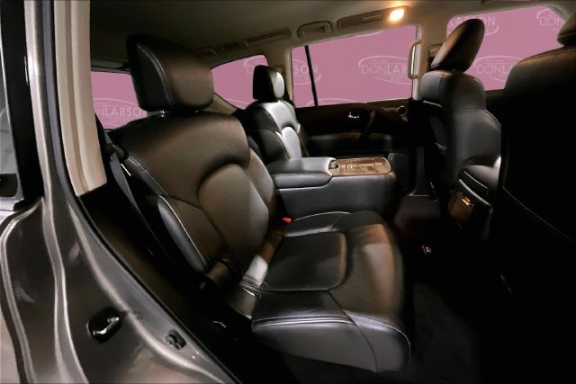 Used 2017 INFINITI QX80 4WD image 18