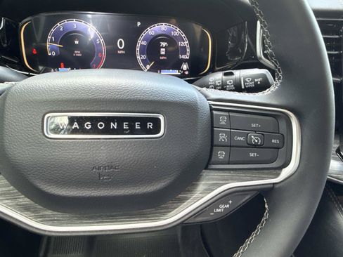 Used 2023 Jeep Wagoneer Series II w/ Convenience Group I RWD image 18