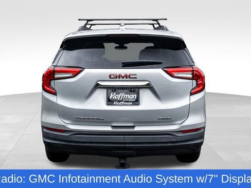 Used 2022 GMC Terrain SLE w/ Driver Convenience Package AWD/4WD image 9