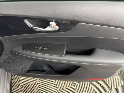 Certified 2024 Kia Forte GT-Line image 40